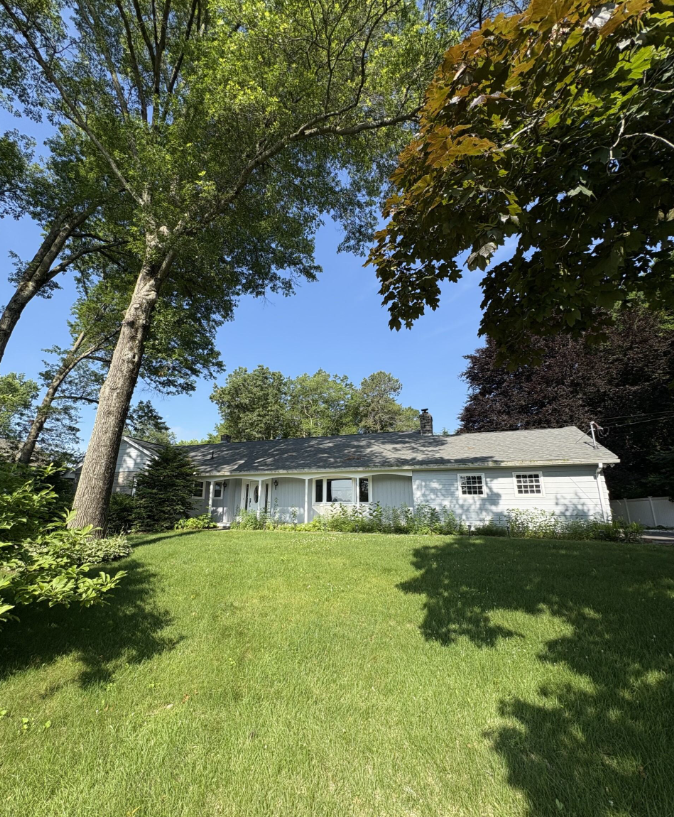 41 Roosevelt Street