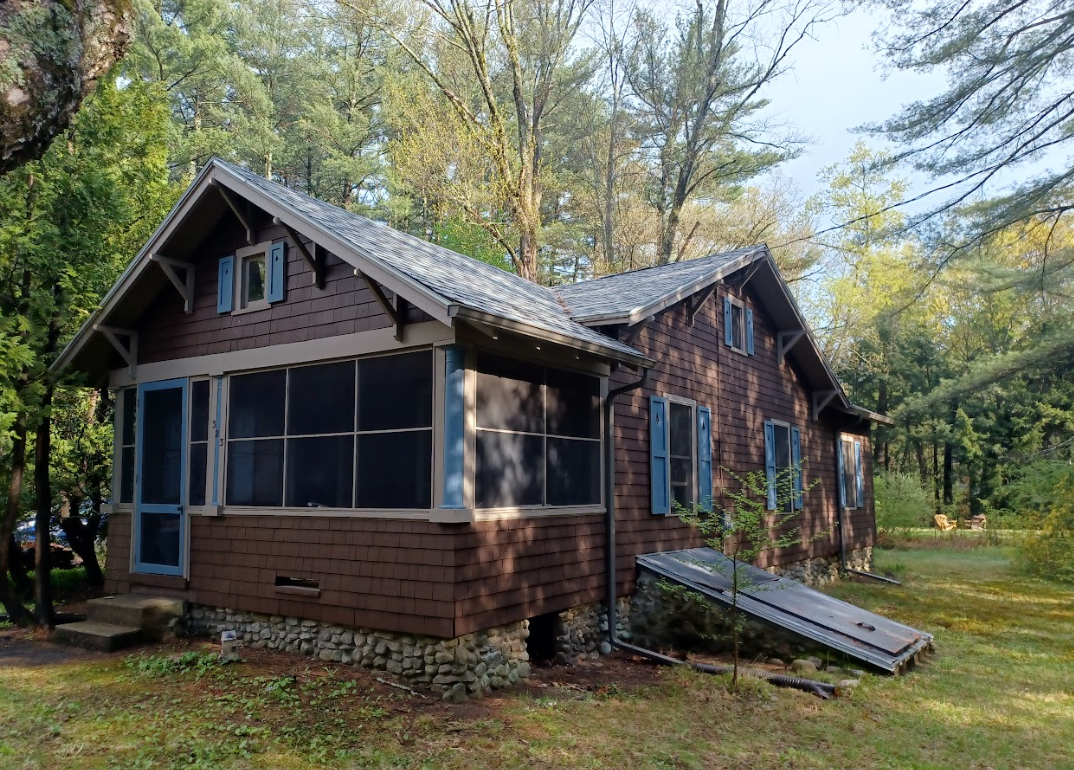 323 Pelham Road