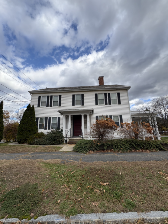 1185 North Pleasant Street - B